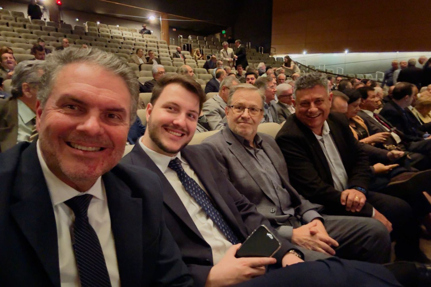 Sincomercio Participa da Reunião Plenária para debate sobre geopolítica